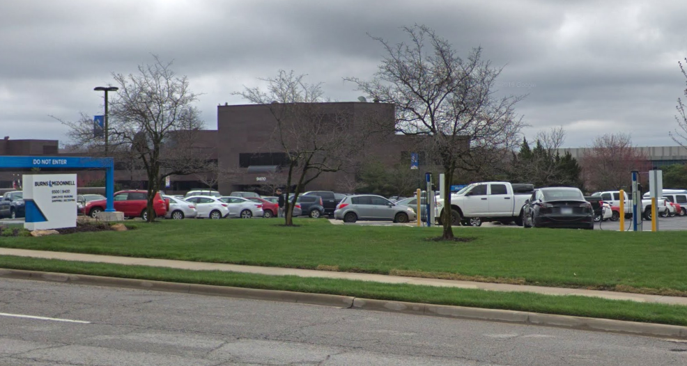 Burns and McDonnell - Summit Street Parking-0