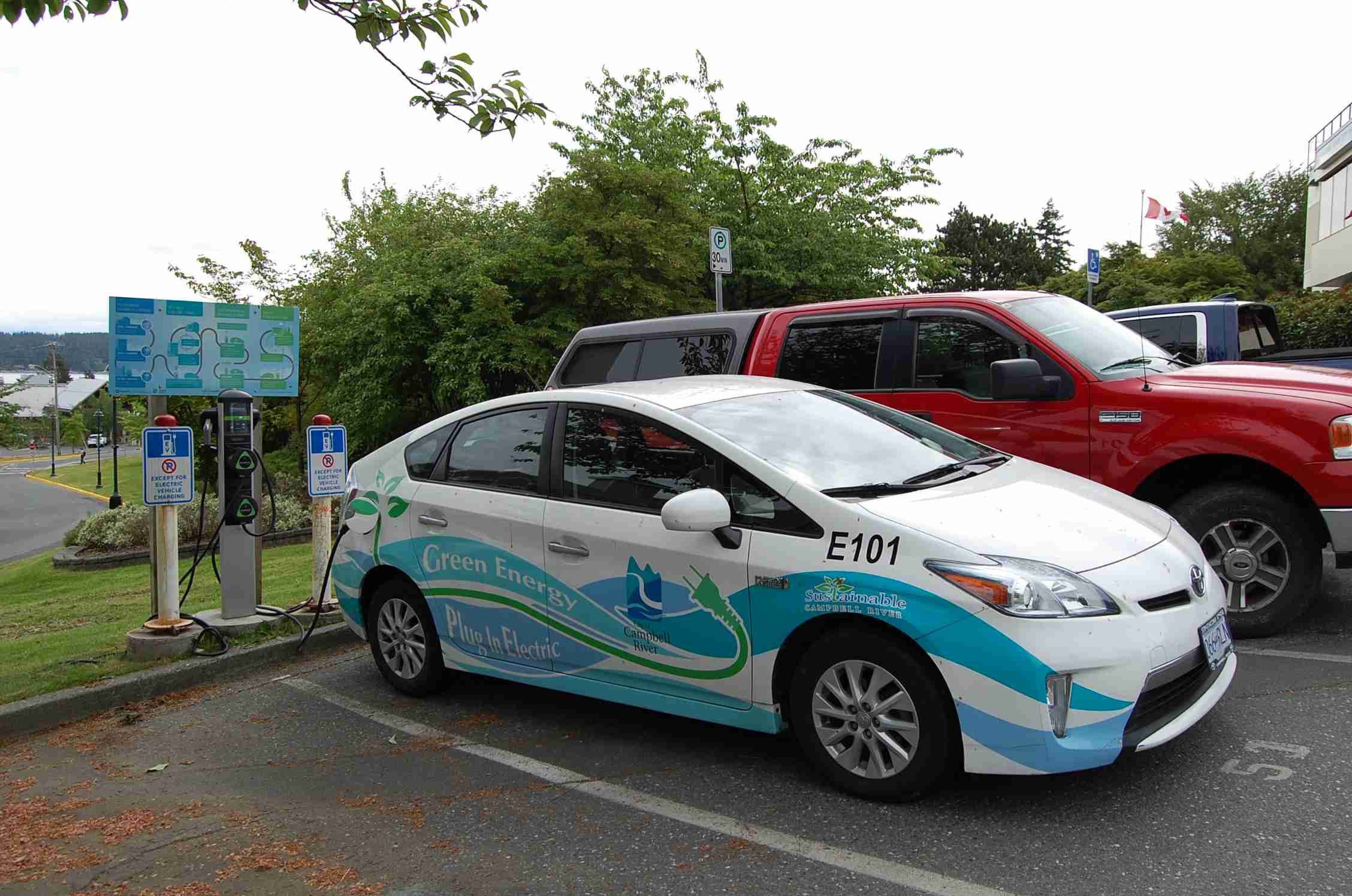 Campbell River City Hall-0