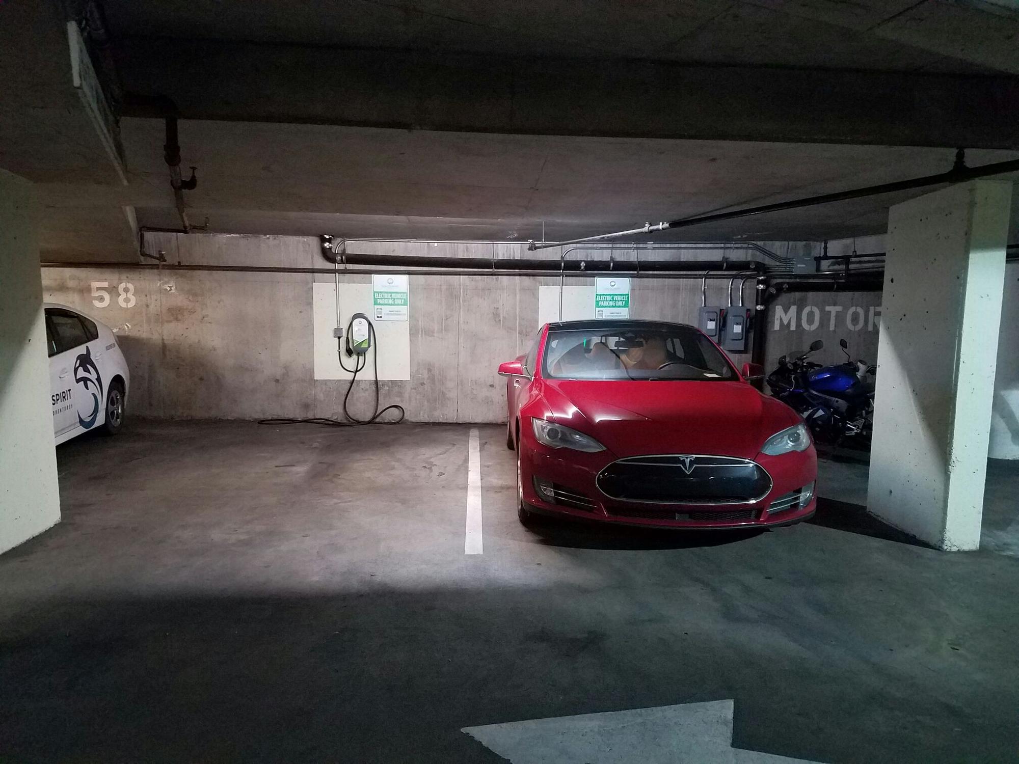 Coast Victoria Harbourside Hotel & Marina-0