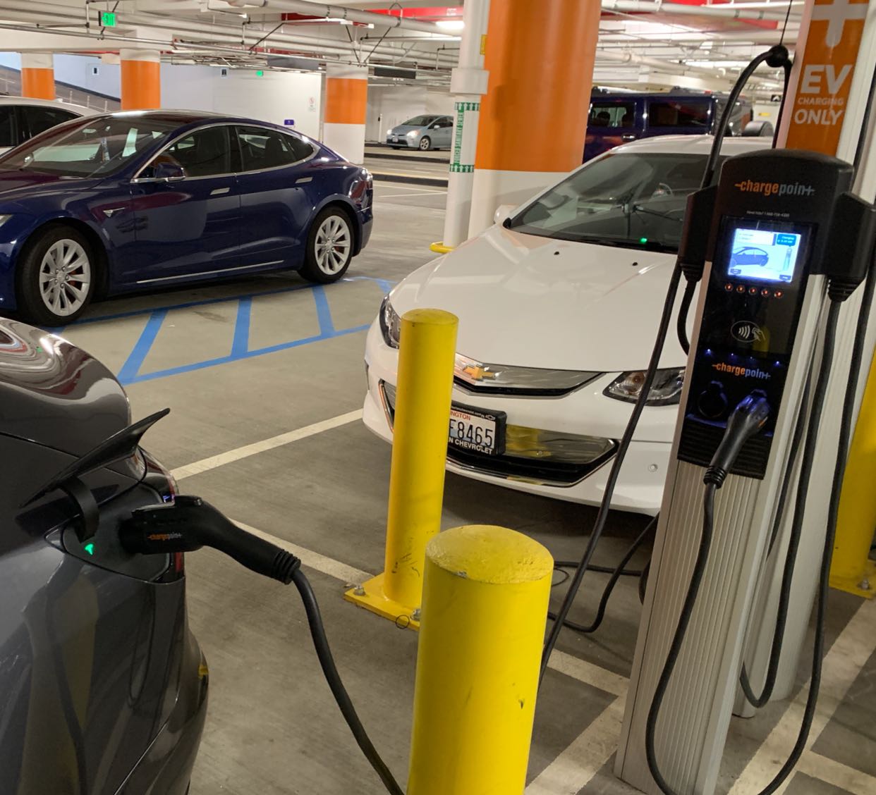 Linc Square Garage-0