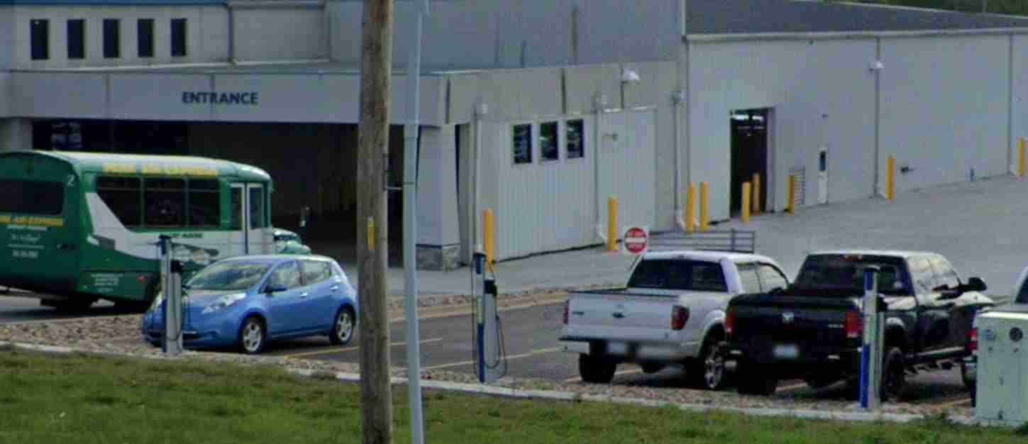 MCI Airport Park Air Express-0