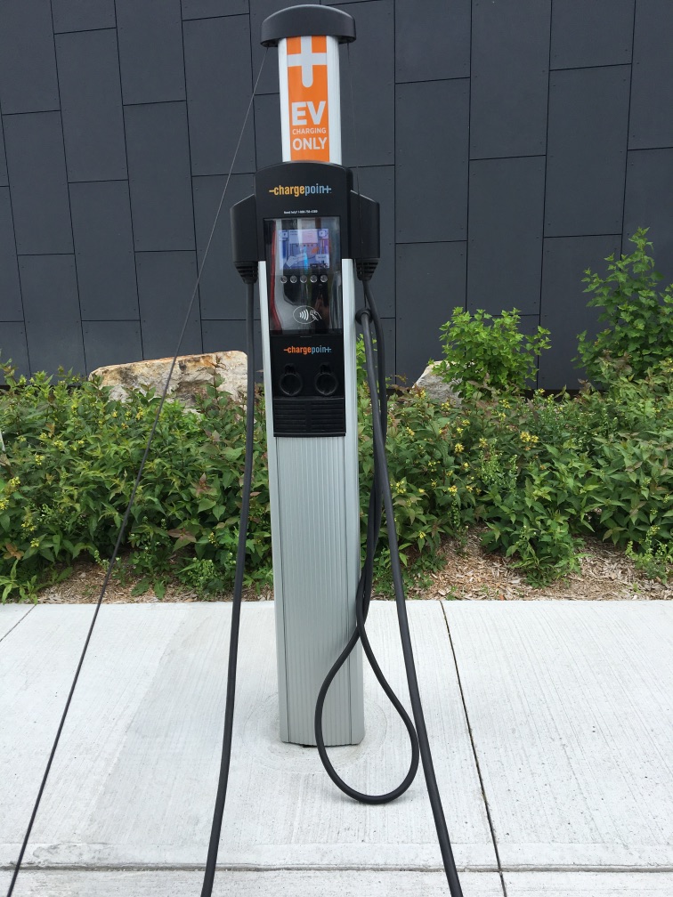 MEC Laval - Mountain Equipment Coop-0